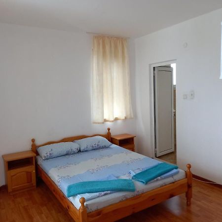 Vili Marina Rooms Krapets  Exterior foto